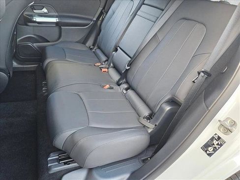 New 2026 Mercedes-Benz GLB 250 image 15