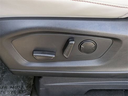 New 2026 Ford Explorer Active w/ Active Comfort Package image 14