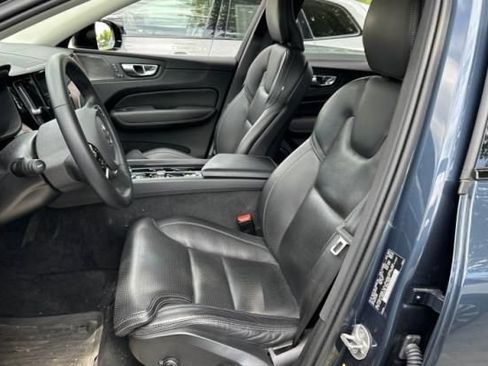 Used 2023 Volvo XC60 B5 Ultimate w/ Climate Package AWD/4WD image 5