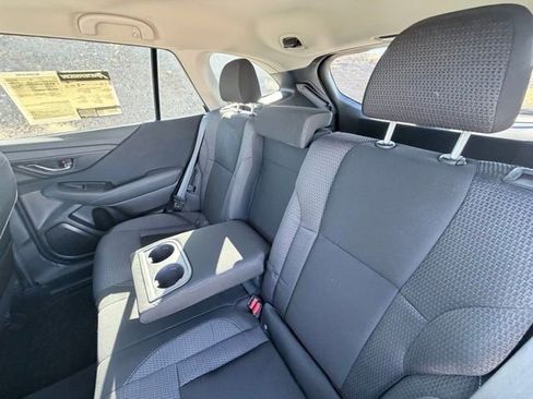 Used 2022 Subaru Outback Premium image 26