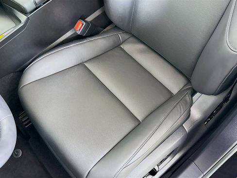 Used 2025 Lexus ES 350 w/ Premium Package image 21