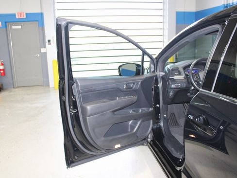 Certified 2024 Honda Odyssey Sport image 7