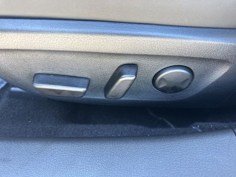 Used 2024 MAZDA MAZDA3 s image 10