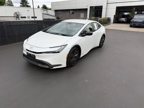 Certified 2024 Toyota Prius LE AWD/4WD image 1