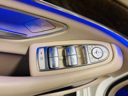 Used 2016 Mercedes-Benz S 550 4MATIC Sedan image 18