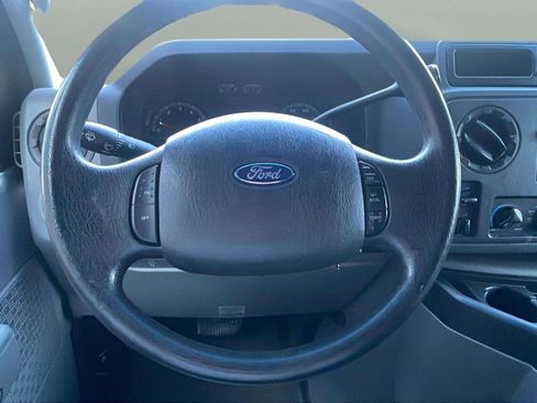 Used 2009 Ford E-350 and Econoline 350 XL image 22