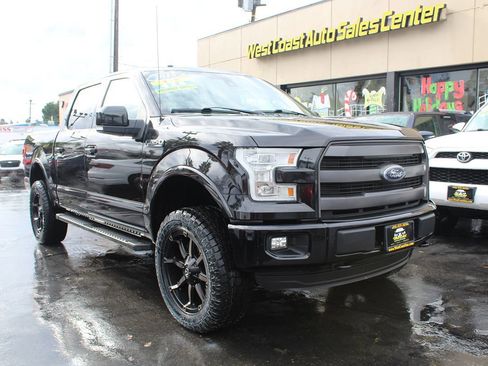 Used 2015 Ford F150 Lariat w/ Equipment Group 502A Luxury image 8