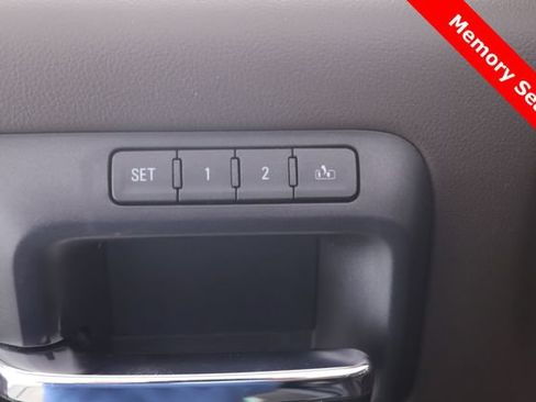 Used 2017 Chevrolet Silverado 1500 High Country AWD/4WD image 19