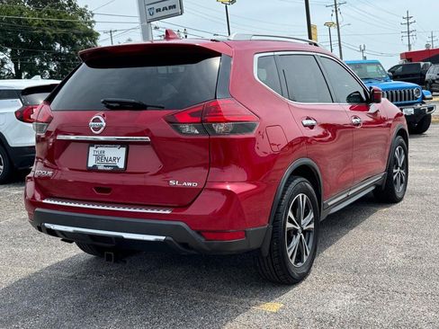Used 2017 Nissan Rogue SL w/ SL Premium Package AWD/4WD image 4