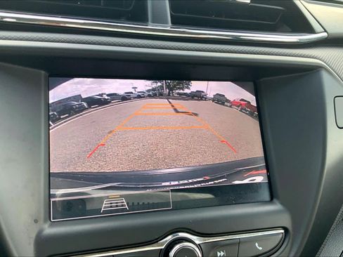 Used 2022 Chevrolet TrailBlazer LS image 27