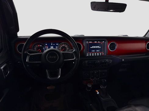 Used 2018 Jeep Wrangler Unlimited Rubicon image 23