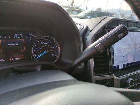 Used 2022 Ford F350 Platinum image 28