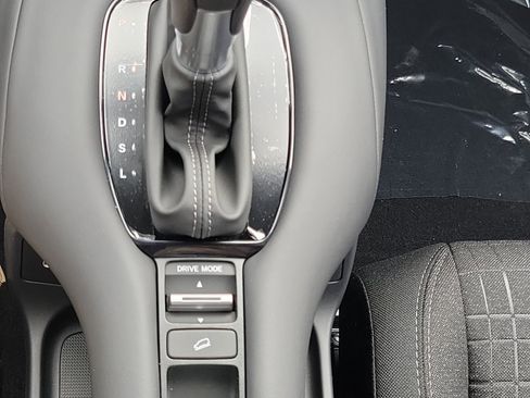 New 2026 Honda HR-V LX image 22