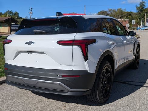Used 2025 Chevrolet Blazer EV AWD Police image 11
