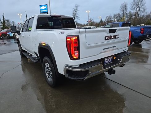 Used 2025 GMC Sierra 3500 SLE w/ SLE Value Package image 3