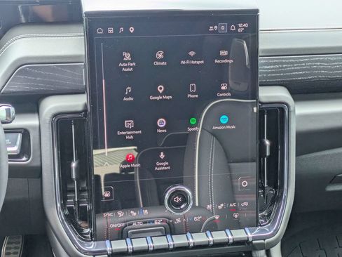 Used 2026 GMC Yukon AT4 Ultimate AWD/4WD image 19