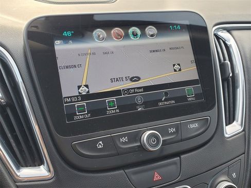 Used 2017 Chevrolet Malibu Premier image 22