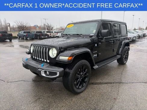 Used 2023 Jeep Wrangler Unlimited Sahara w/ Cold Weather Group image 5
