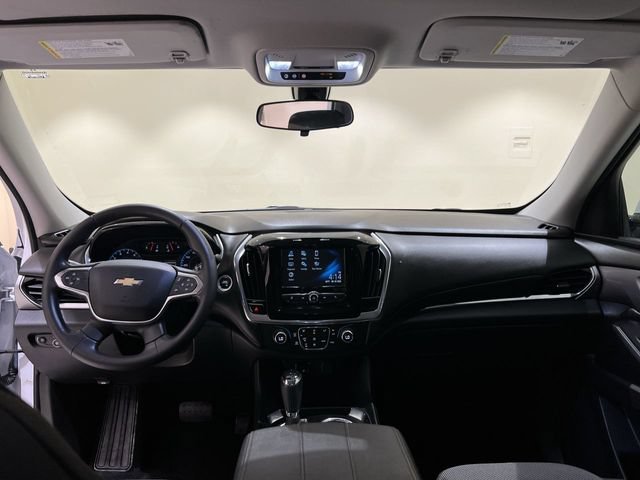 Used 2018 Chevrolet Traverse LT FWD image 18
