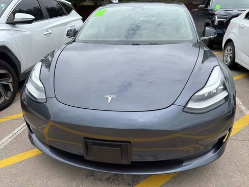 Used 2019 Tesla Model 3 Long Range image 2