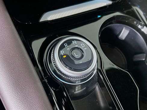 Used 2025 Ford Explorer Platinum w/ LUX Leather Package image 25