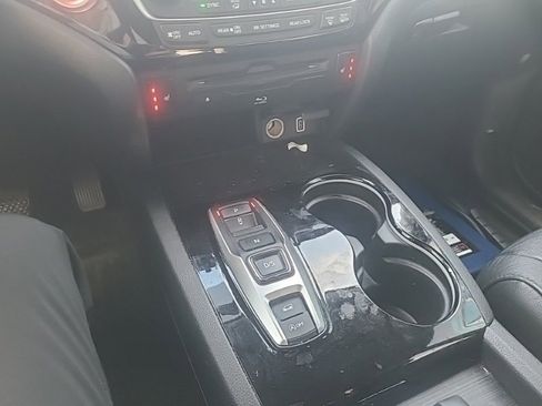 Used 2020 Honda Pilot Touring image 15