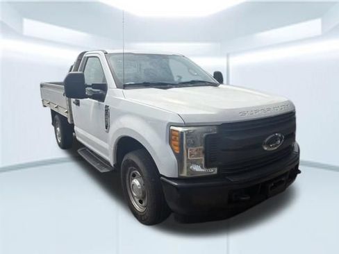 Used 2017 Ford F250 XL RWD image 3