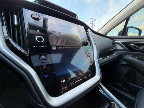 Used 2022 Subaru Legacy Limited image 21