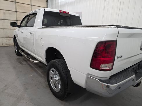 Used 2015 RAM 2500 SLT w/ Luxury Group image 9