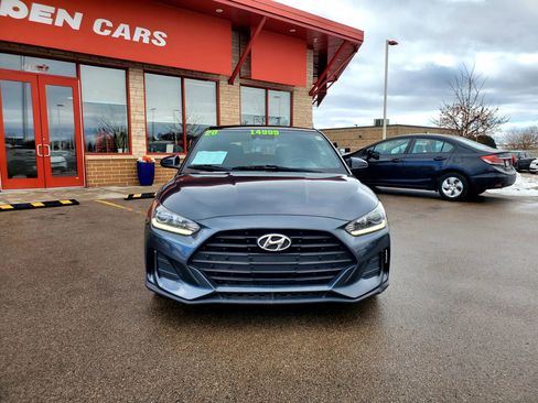Used 2020 Hyundai Veloster 2.0 Premium image 2
