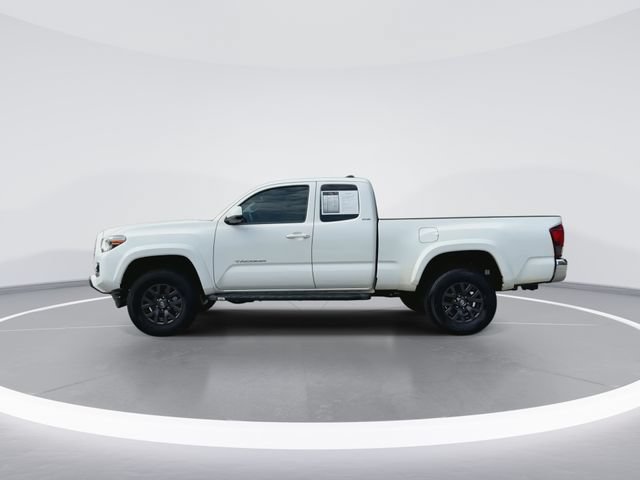 Used 2020 Toyota Tacoma SR5 RWD image 5