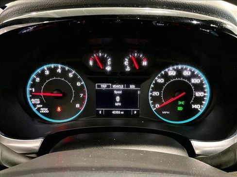 Used 2023 Chevrolet Traverse LS FWD image 22