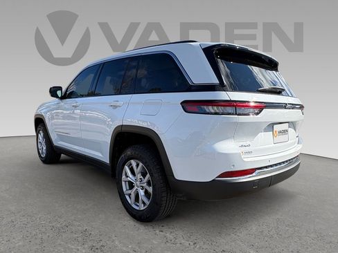Used 2022 Jeep Grand Cherokee Limited image 28