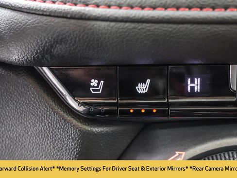 Used 2019 Chevrolet Blazer RS image 11