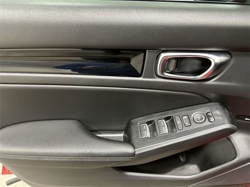 Used 2022 Honda Civic Touring image 17