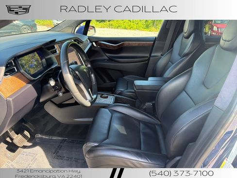 Used 2017 Tesla Model X 75D AWD/4WD image 4