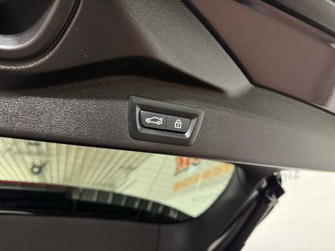 Used 2021 BMW X5 M50i image 46