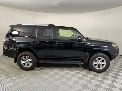 Used 2024 Toyota 4Runner SR5 Premium w/ Moonroof Package AWD/4WD image 9