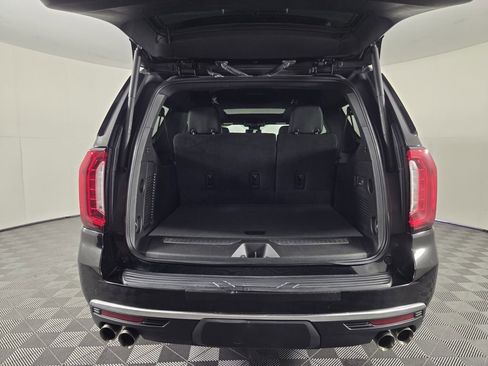 Used 2023 GMC Yukon XL Denali AWD/4WD image 31