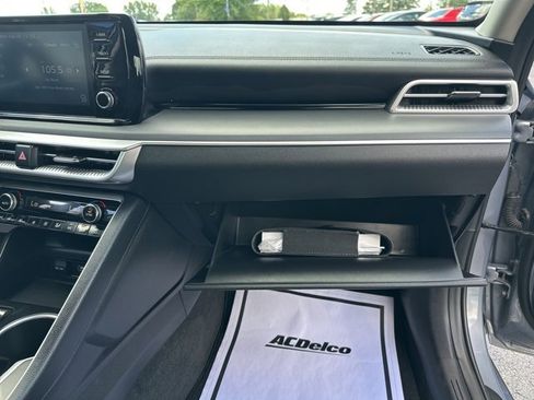 Used 2023 Kia K5 LXS image 11