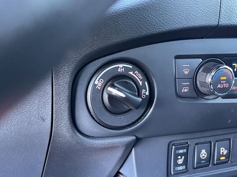 Used 2023 Nissan Frontier PRO-4X w/ Pro Convenience Package image 20