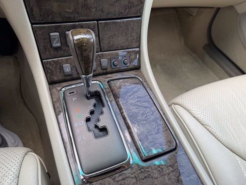 Used 2001 Lexus LS 430 RWD image 21