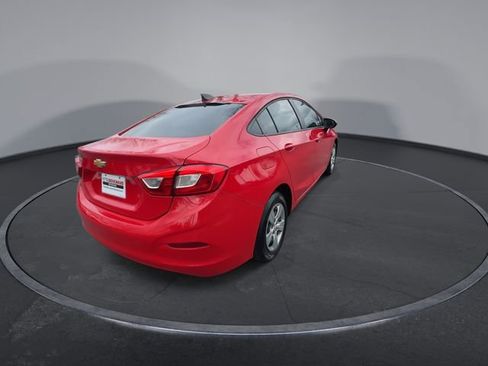 Used 2018 Chevrolet Cruze LS image 14