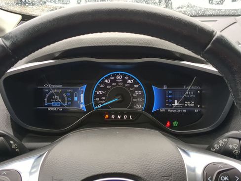 Used 2018 Ford C-MAX Titanium w/ Equipment Group 301A image 32