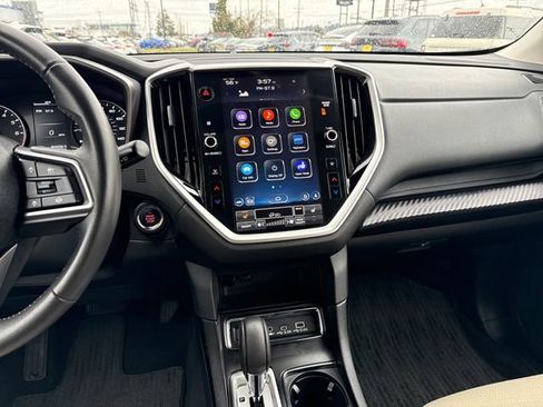 Used 2025 Subaru Ascent Premium AWD/4WD image 24