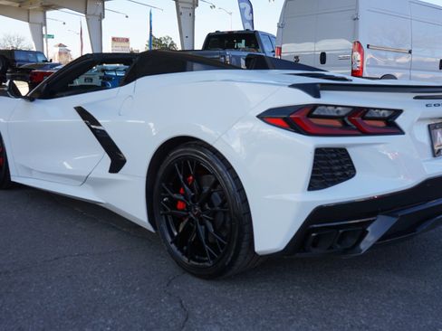 Used 2023 Chevrolet Corvette Stingray Premium Conv w/ Stealth Interior Trim Package image 5