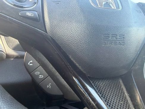 Used 2018 Honda HR-V EX image 25