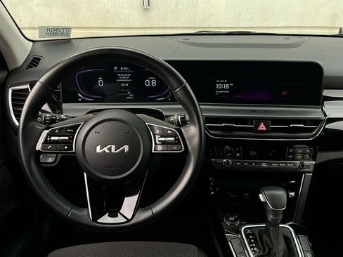 Used 2025 Kia Seltos S image 13