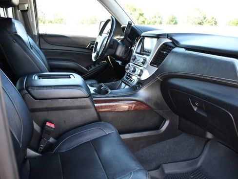 Used 2020 GMC Yukon SLT AWD/4WD image 37
