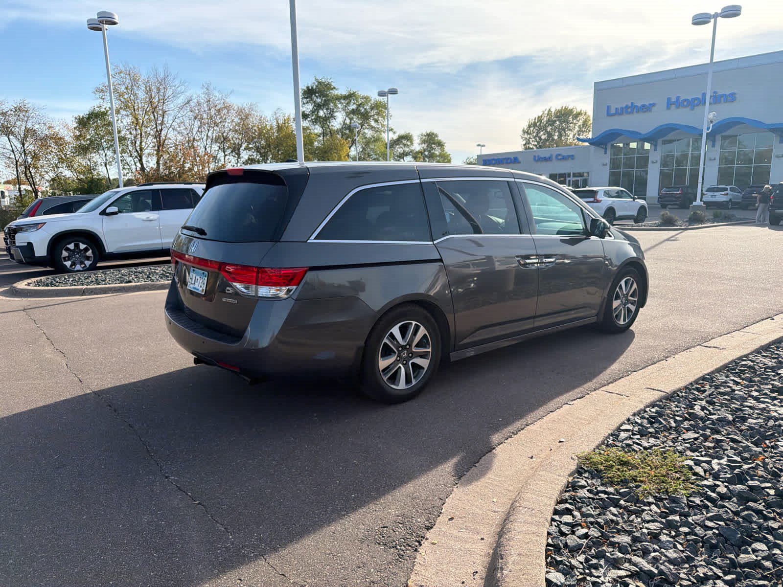 Used 2015 Honda Odyssey Touring image 5